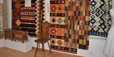 Re-szakkör - A Nyugat-dunántúli Régió régen működő népi kézműves szakköreinek kiállítása