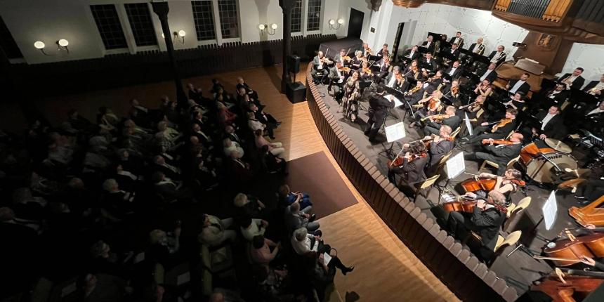 Opera Glaest: Sfr Orsolya s a Savaria Szimfonikus Zenekar